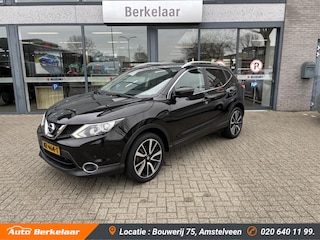 Nissan Qashqai 1.2 Tekna Automaat | Leder | Trekhaak | Panoramadak |