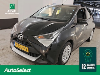 Toyota Aygo 1.0 VVT-i 72pk x-play | Navigatie via Apple CarPlay / Android auto | Camera | Airconditioning | 5 Deurs