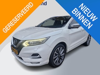 Nissan Qashqai 1.3 DIG-T Tekna + Full options! | Panoramadak | Trekhaak | All Weather banden | Dode hoek detectie | Camera achter en rondom