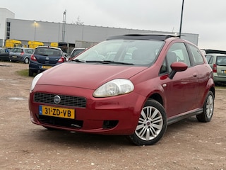 Fiat Punto Grande 1.4 Dynamic/DAKJE/ AUTOMAAT