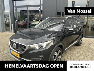 MG ZS Luxury 45 kWh | Leder | Panoramadak | Navi | Camera | CarPlay | Stoelverwarming |