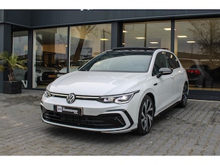 Volkswagen Golf 1.5 eTSI R-Line PANO HUD NAVI MATRIX