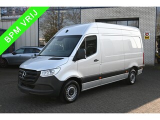 Mercedes-Benz Sprinter 317 CDI L2H2 RWD 3500 kg trekhaak, MBUX met camera, Comfort stoel, Etc.