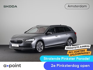 Skoda Superb Combi First Edition 1.5 MHEV 150 pk TSI e | Navigatie | Parkeercamera | Verwarmbare voorstoelen en achterbank | 18 inch Lichtmetalen velgen | Verlengde garantie