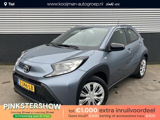 Toyota Aygo 1.0 VVT-i MT Play Navigatie Apple CarPlay/Android Auto, achteruitrij camera, adaptieve cruise control, NL-auto!