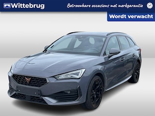 Cupra Leon 1.4 e-Hybrid 245PK Black Edition / Panoramadak / Supersport Stuur / Memory Seat / Lederen Bekleding / Achteruitrijcamera / Elektrische Achterklep