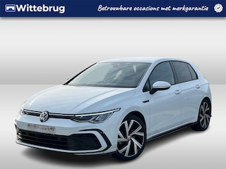 Volkswagen Golf 1.5 eTSI 150pk DSG R-Line Business+ / Head-up Display / Camera / Stuur & Stoelverwarming / Navigatie / App-Connect / 18" LMV