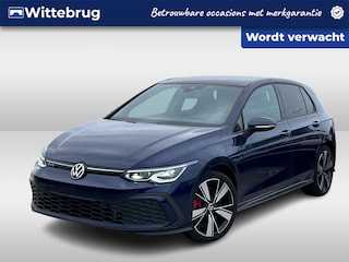Volkswagen Golf 1.4 eHybrid 245pk DSG GTE / Panoramadak / Head-up Display / Achteruitrijcamera / Elec. Trekhaak / LED Matrix / 18''LMV