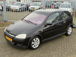Opel Corsa 1.2-16V Silverline Sport 80PK! 1e eigenaar! NL AUTO NAP! AIRCO ECC l LMV l ELEK PAKKET l MTF-STUUR! TOP!
