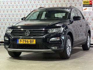 Volkswagen T-Roc 1.5 TSI Style Business Carplay/Camera/ACC/Trekhaak/Keyless