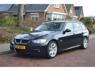 BMW 3-serie Touring 318i Org M-pakket/ketting+klepseals vervangen