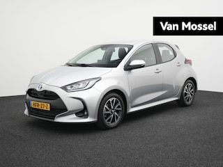 Toyota Yaris 1.5 Hybrid Dynamic | Apple Carplay/Android Auto | Achteruitrijcamera | Adaptive Cruise Control (ACC) | Stoelverwarming | Virtual cockpit | 12 Maanden BOVAG Garantie |