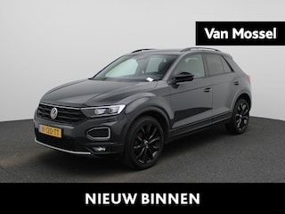 Volkswagen T-Roc 1.5 TSI Sport Black Style 150PK | Navigatie | Climate Control | Cruise Control
