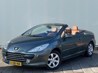 Peugeot 307 CC BWJ 2006 | 2.0-16V 141PK | LEER | CLIMA | XENON | STOELVERW | CD-WISSELAAR |