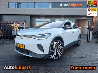 Volkswagen ID.4 First Max 77 kWh | Met o.a. voorverwarming, panoramadak, elektrische stoelen, adaptive cruise en head-up display!