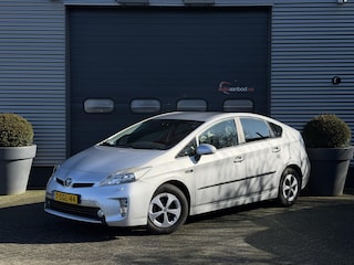 Toyota Prius 1.8 Plug-in Executive Business | Navigatie | DAB | Camera | Trekhaak | Cruise Control |