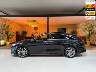 Kia ProCeed 1.6 T-GDi GT 204PK Garantie Trekhaak Pano Memory Carplay Camera JBL Audio StuurVW StoelVW Blindspot ACC Navi Rijklaar