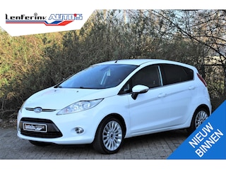 Ford Fiesta 1.25 Trend Airco 16 Inch lichtmetalen velgen cruise-controle verwarmde voorruit private-glas