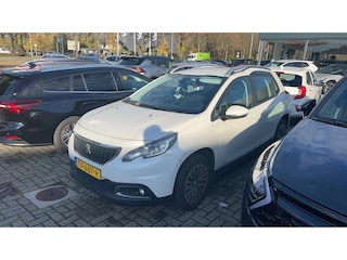 Peugeot 2008 1.2 PureTech Blue Lion