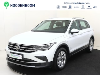 Volkswagen Tiguan 1.4 TSI eHybrid Elegance | 360 camera | Head-up display | Adaptieve cruise control | 3 zone airco | LED matrix verlichting | Dodehoek detectie | Keyless | CarPlay |