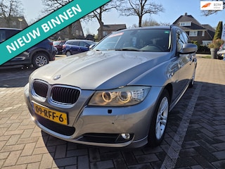 BMW 3-serie Touring 318i Corporate Lease Luxury Line LEUKE AUTO RIJDT EN SCHAKELT GOED