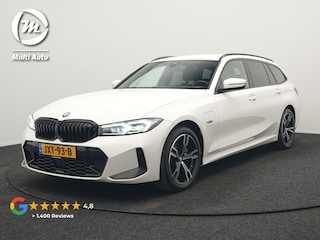 BMW 3-serie Touring 320e M Sport FACELIFT Plug In Hybrid 204pk Dealer O.H PHEV | Trekhaak af Fabriek | Adapive Cruise | Widescreen Navi | Head Up | Alcantara Sportstoelen Verwarmd | Camera & Parkassist | Apple Carplay |
