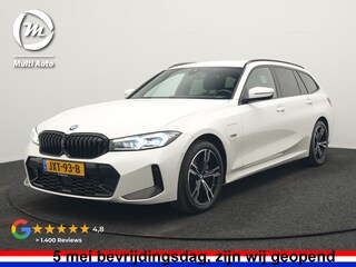 BMW 3-serie Touring 320e M Sport FACELIFT Plug In Hybrid 204pk Dealer O.H PHEV | Trekhaak af Fabriek | Adapive Cruise | Widescreen Navi | Head Up | Alcantara Sportstoelen Verwarmd | Camera & Parkassist | Apple Carplay |