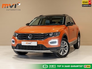 Volkswagen T-Roc 1.5 TSI Style Business / 150pk / Panorama dak / Leder / Stoelverwarming / Keyless / Dodehoek herkenning /