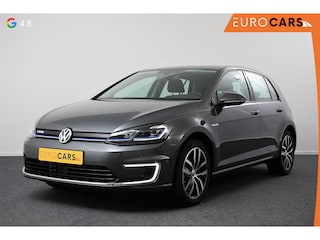 Volkswagen Golf Edition | Navigatie | Digitale cockpit | Led | Bluetooth | Cruise control adaptive | Lichtmetalen Velgen | Apple Carplay/ Android auto
