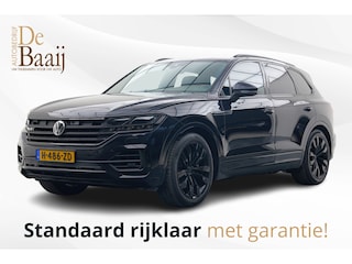 Volkswagen Touareg 3.0 TSI R-Line | Pano | Trekhaak | Head-up | Luchtvering