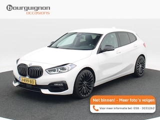 BMW 118i 140 Pk High Executive Edition | M-Design | Stoelverwarming | Climatronic | Full LED | Navigatie | Virtual Cockpit | 19 Inch | 124.706 Km !!