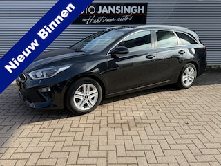 Kia Ceed Sportswagon 1.5!! T-GDi DynamicLine met 1400 kg trekgewicht! | Camera | Trekhaak | Navi | Cruise | Apple Carplay/Android Auto | Rijstrooksensor | RIJKLAARPRIJS INCL 12 MAANDEN GARANTIE EN BEURT