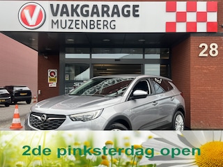 Opel Grandland X 1.2 Turbo Innovation 130PK // LED // CAMERA // PDC V+A // CLIMA // NAVI + CARPLAY