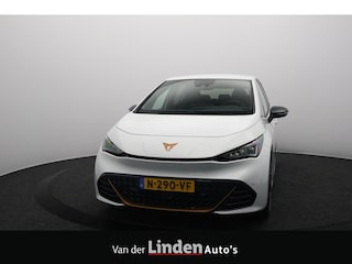 Cupra Born Performance One 62 kWh SOH 94,6% | Elek. Stoel Met Massage | Camera | Stoel/Stuurverwarming | Carplay&Android | Navigatie