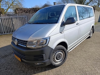 Volkswagen Transporter Kombi 2.0 TDI L2H2 Highline € 19950.- Incl. BTW / BPM Vrij | AIRCO | CAMERA | NAVI | CV OP AFSTAND
