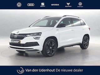 Skoda Karoq 1.5 TSI 150pk ACT Sportline Business DSG / Navigatie / Camera / Trekhaak wegklapbaar