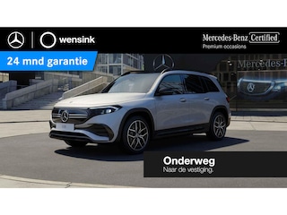 Mercedes-Benz EQB 300 4MATIC AMG Line 67 kWh | Night | Panoramadak | Burmester | 360 graden camera | Rijassistentiepakket |