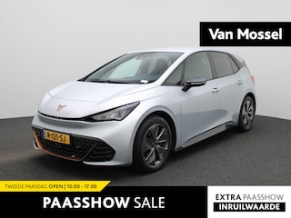 Cupra Born Business 62 kWh | Automaat | Navigatie | Apple Carplay / Android Auto | Achteruitrijcamera | Virtual Cockpit | Cruise Control | Parkeersensoren | Climate Control | Stoel/Stuur verwarming | Lane Assistant | Keyless | Lichtmetalen Velgen |