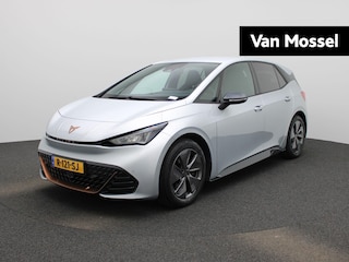 Cupra Born Business 62 kWh | Automaat | Navigatie | Apple Carplay / Android Auto | Achteruitrijcamera | Virtual Cockpit | Cruise Control | Parkeersensoren | Climate Control | Stoel/Stuur verwarming | Lane Assistant | Keyless | Lichtmetalen Velgen |