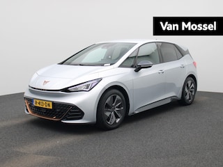 Cupra Born Business 62 kWh | Automaat | Navigatie | Apple Carplay / Android Auto | Achteruitrijcamera | Virtual Cockpit | Cruise Control | Parkeersensoren | Climate Control | Stoel/Stuur verwarming | Lane Assistant | Keyless | Lichtmetalen Velgen |