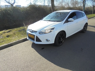 Ford Focus 1.0 EcoB. Edit. Plus