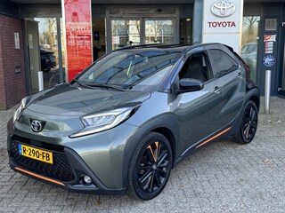 Toyota Aygo 1.0 VVT-i MT Limited APPLE/ANDROID STOELVERWARMING KEYLESS PARK-SENSOREN CAMERA CLIMA