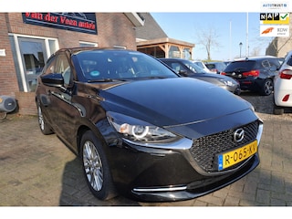 Mazda 2 1.5 Skyactiv-G Luxury. 1ste eigenaar. Zeer luxe & netjes! o.a. carplay, camera, navigatie, stoel- en stuurverwarming, LED.