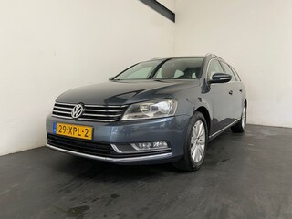 Volkswagen Passat Variant 1.4 TSI Comfort Executive Line BlueMotion. Trekhaak!