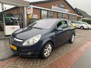 Opel Corsa 1.4-16V Cosmo