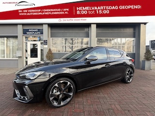Cupra Leon 1.5 TSI e-Hybrid 2025 km 21.000 Facelift SOH 99,9% Stoelverwarming Kuipstoelen 18" LMW