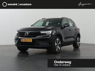 Volvo XC40 Recharge Core | Trekhaak | Navigatie | Parkeercamera | Stoelverwarming | Cruise Control Adaptief |