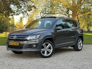Volkswagen Tiguan 1.4 TSI 160PK R-Line,Carplay,Pano,Navi,Trekhaak