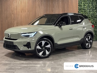 Volvo XC40 Single Motor Extended Range Plus 82 kWh | Trekhaak | All Season Banden | Adaptieve Cruise Control | Stoel en Stuurwielverwarming | Parkeercamera | Pilot Assist | BLIS Dode Hoek Detectie | Zitting verlenging voorstoelen | Google Infotainment | Warmtepomp | 19 Inch | Keyless Drive | Parkeersensoren voor+achter | Privacy Glass | Elektrisch bedienbare achterklep | Alarm Klasse III | DAB Radio | Apple Carplay/Android Auto | Draadloos telefoon opladen | Volvo On Call met mobiele App functie | Sage Green Metallic |
