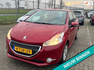 Peugeot 208 1.2 VTi Active 5-deurs 2e eig. Airco Cruise Trekhaak Zuinig